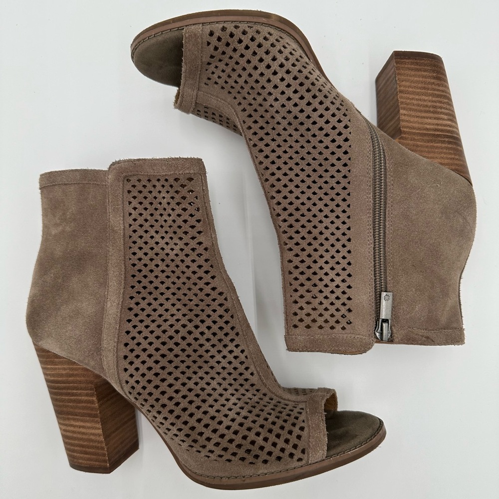 Lucky Brand LP-Lakyn Women's Peep Toe Heeled Booties Boots Size 10 Suede Taupe